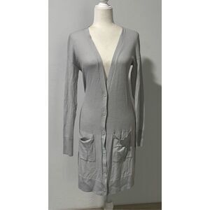 Halogen long light button front sweater M